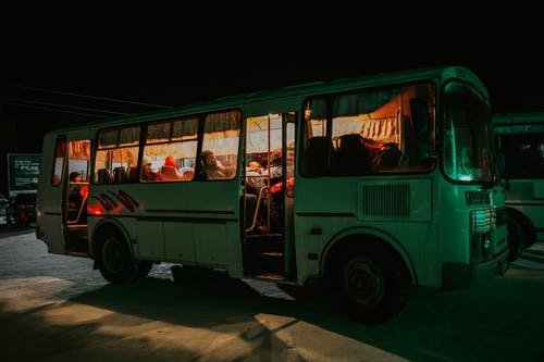 きつい バス運転手にはなるな やめとけ 本当なのか深堀り解説 未経験からのトラックドライバー転職サービス Land Pilot